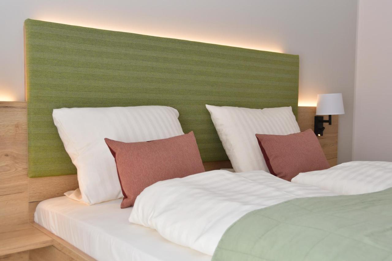 Landhaus Hamester - Hotel & Restaurant Basthorst  外观 照片